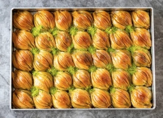 Doyurucu Büyük Porsiyon 2.5 Kg Baklava pasta