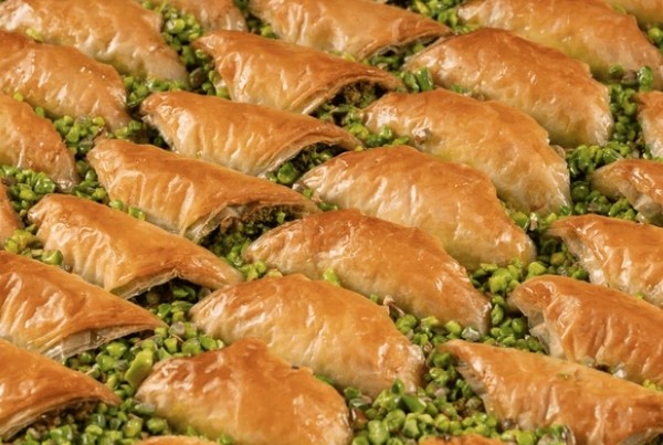 Taze Fırınlanmış 2000 Gr Şöbiyet Tatlısı pasta